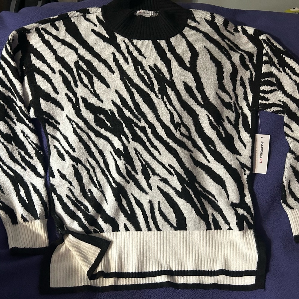 Liz Claiborne zebra print sweater